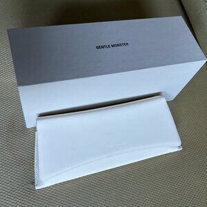 Gentle Monster | Sunglasses Case (White)